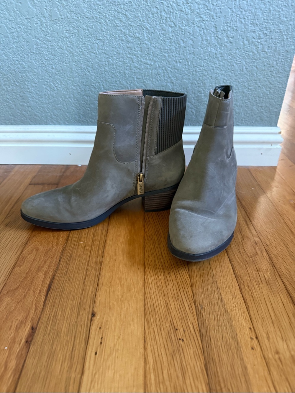 Women’s Vionic Shantelle waterproof booties